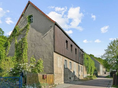 Nossen - Innerstädtisch gelegenes Einfamilienhaus mit Gestaltungspotential und großem Grundstück