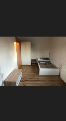 330 € - 24 m² - 1.0 Zi.