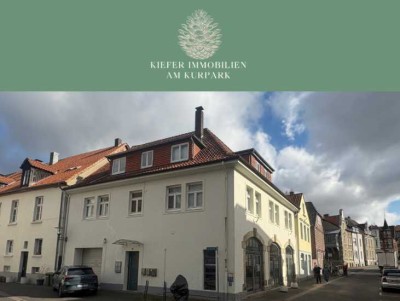 Renditestarkes Mehrfamilienhaus mit Gewerbeeinheit