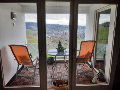 Ausblick garantiert. Möbliert. Höhenlage in Weingärten.