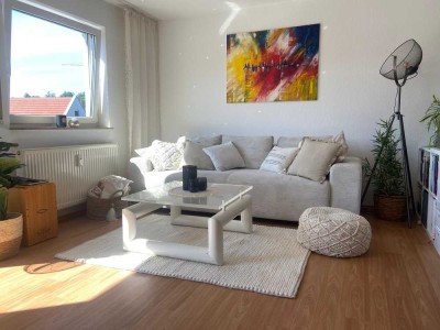 Helle 2 Zimmer Wohnung mit Aufzug, Balkon und EBK in Giengen an der Brenz