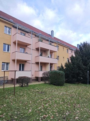 Renovierte 1 Raum Wohnung mit Einbauküche