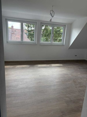 Kernsanierte, hochwertige Maisonette-Wohnung in toller Lage