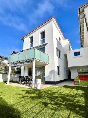 Neu: Modernes freistehendes Einfamilienhaus (energieeffizient & familiengerecht)