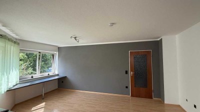 Stilvolle, gepflegte 2-Zimmer-Hochparterre-Wohnung in Augsburg-Göggingen