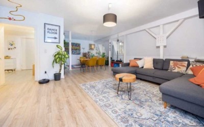 Zentrale, möblierte DG Wohnung in Köln Deutz zur Zwischenmiete