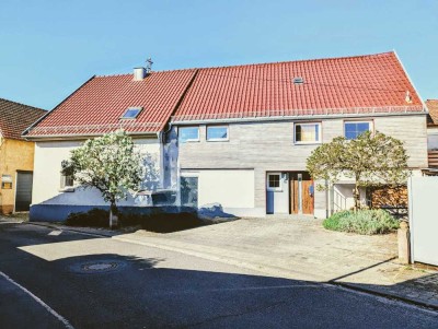 Kreatives EINZELSTÜCK zum VERLIEBEN  (1-2WE), idyllisches Gärtchen, Terrasse, Gewölbekeller