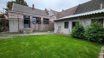 Einfamilienhaus mit Nebengebäude in Nickelsdorf