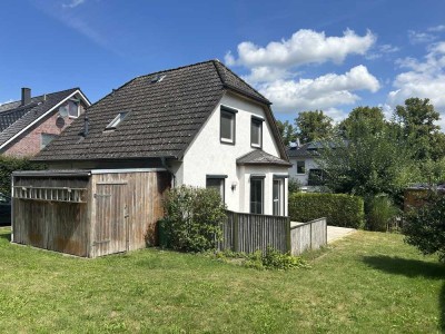 Neu renoviertes Einfamilienhaus mit EBK in Oyten