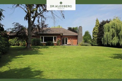 Exklusiver Bungalow mit weitläufigem Traumgarten in zentrumsnaher Lage von Warendorf