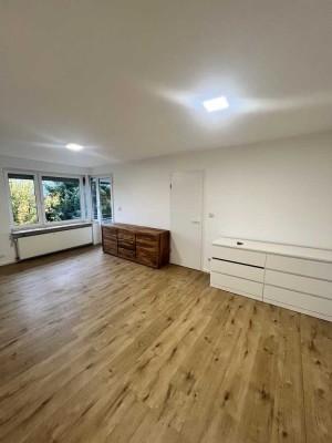 Helle 3-Zimmer-Wohnung mit Balkon im 2 1/2 OG in Bad Homburg