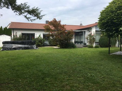 Endlich angekommen... Ein Einfamilienhaus mit viel Potential und großem Garten