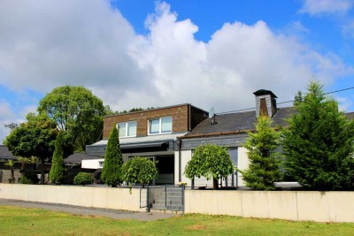 Modernisiertes Einfamilienhaus mit genehmigter Aufstockungsoption im Villenviertel von Windhagen