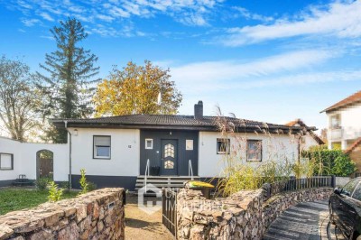 Ruhig gelegenes 6-Zimmer-Bungalow mit Einliegerwohnung und großer Gartenfläche in Groß-Gerau