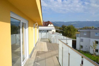 Großzügige 2-Zimmer-DG-Wohnung in Lindau (Bodensee) mit Dachterasse