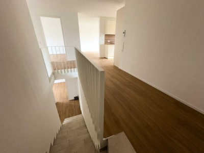 Neubau: 5-Zimmer-Maisonettewohnung, 2 Bäder