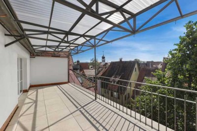 Helle 4-Zimmerwohnung mit großzügiger Dachterrasse im Herzen der historischen Altstadt von Wangen!