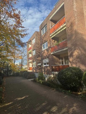 Schöne 2 Zimmer Wohnung mit Balkon in guter Lage