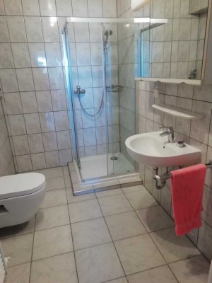 Lichtdurchflutete 3 Zimmer Wohnung