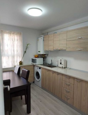 Exklusive, sanierte 2-Raum-Wohnung mit Balkon und Einbauküche in Neuenstein