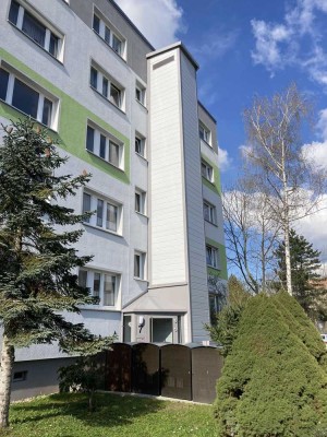 Wohnen in toller Lage in Zeitz - Gustav-Mahler-Straße 7 - mit Balkon und Aufzug!