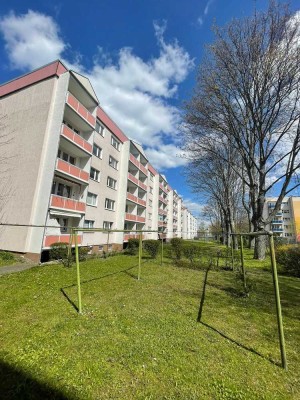 Vermiete 3-Raum-Wohnung in Halberstadt im 4. OG mit Balkon