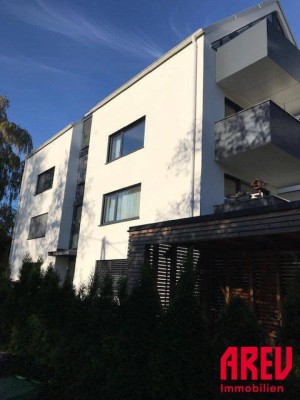 Neuwertige 3-Zimmer-Eigentumswohnung mit PKW-Stellplatz in zentraler Lage