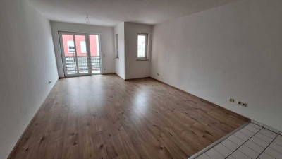 1-Raumwohnung mit Südbalkon!