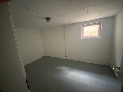 Exklusive, neuwertige 2-Zimmer-EG-Wohnung mit gehobener Innenausstattung mit EBK in Bad Rappenau