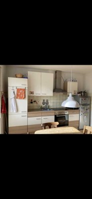 Gepflegt 2 Zimmerwohnung mit Küche und Balkon
