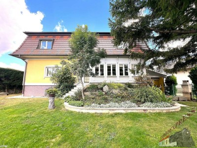 Familientraum einmalig! 250 m² Wohnfläche + 140 m²Wohnkeller! Großer Garten mit Swimmingpool! + Garage+ Sauna!