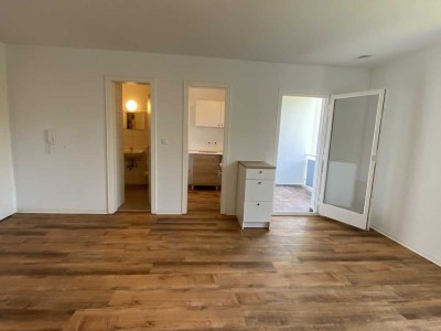 renovierte 1-Zimmer Wohnung mit Balkon in ruhiger Lage von Pfullingen