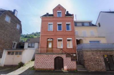 Einfamilienhaus in hochwasserfreier Lage in Neef mit großer Terrasse und Garten