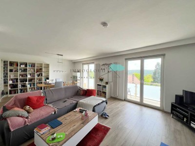 Lichtdurchflutete 2,5 Zimmer Wohnung in beliebter Lage von Pforzheim, Eutingen