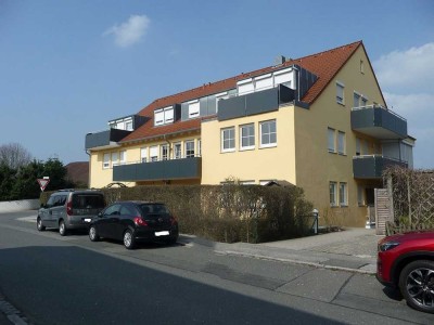 Provisionsfrei von privat  sonnige 3-Zi.-Wohnung mit Balkon und Einbauküche in Burgthann