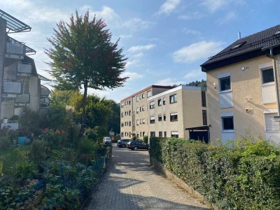 Gemütliche 4-ZKB-Dachgeschosswohnung in guter Lage von Neckargemünd