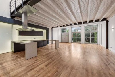 Industrial Chic mit Flair - Stilvolles 160 m²-Loft im Innenhof
