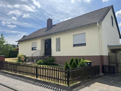 Schmuckes, erweiterungsfähiges Anwesen in Taunusstein. Das müssen Sie sich ansehen!!