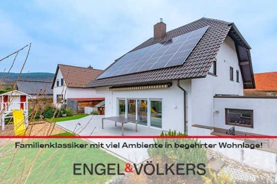 Familienklassiker mit viel Ambiente in begehrter Wohnlage!