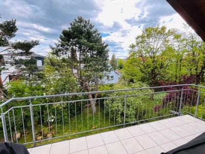 Helle, moderne, sehr ruhige 3-Zi-Wohnung mit offener Küche