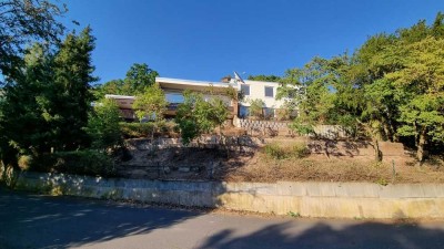 Freistehendes Einfamilienhaus in Aussichtslage in Höchst im Odenwald