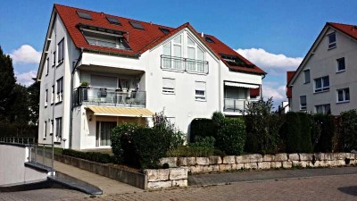 Moderne lichtdurchflutete 3 Zimmer-Wohnung in ruhiger SW Aussichtslage
