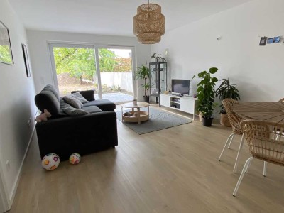 2-Zimmer-Wohnung mit großer Terrasse in 2-Familienhaus