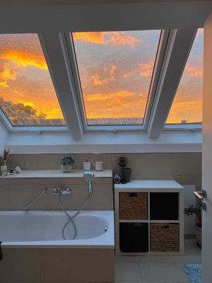 3 Zimmer DG Wohnung mit Balkon im Altdorf Germering