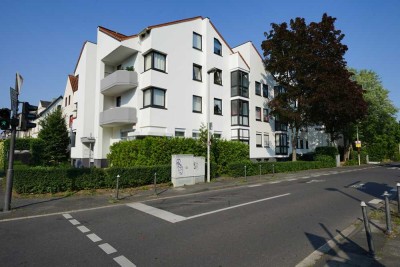 Gut geschnittene 2-Zimmerwohnung mit Balkon
