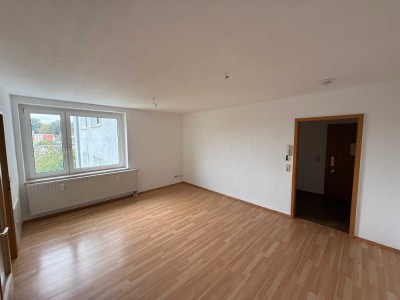 Helle, sonnige 2-Raum-Wohnung in Reichenbach mit herrlichem Blick über die Stadt
