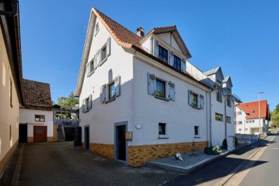 Einziehen und Wohlfühlen – Einfamilienhaus mit Garten, großer Terrasse - Platz für die ganze Familie