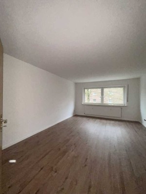 Attraktive, frisch renovierte 4-Zimmer-Wohnung in Ennepetal