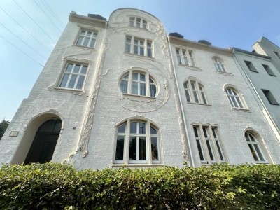 Hinter denkmalgeschützten Mauern...
Geräumige Eigentumswohnung in Gelsenkirchen-Bismarck
