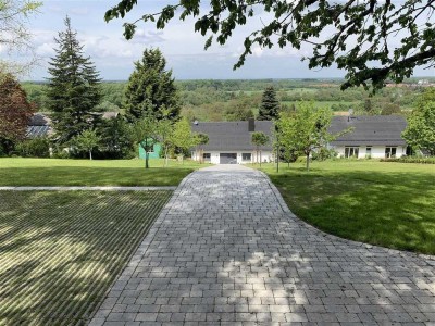 Exklusiv möblierte 2 ZKB-Wohnung mit Terrasse, Traumaussicht und Erholungsfaktor!